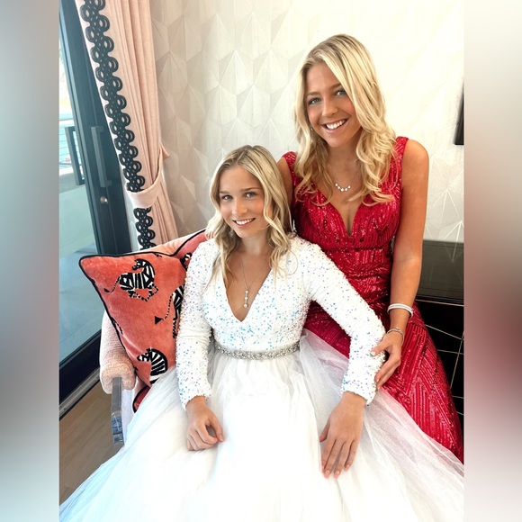 Ava Presley - Pageant Dress - Sz 12 - Picture 7 of 9